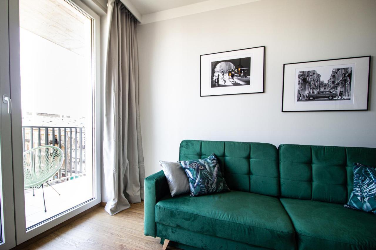 Patio Praga Metro Apartment Warszawa Eksteriør billede