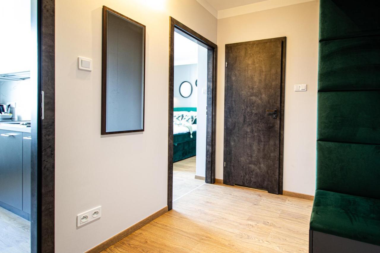 Patio Praga Metro Apartment Warszawa Eksteriør billede