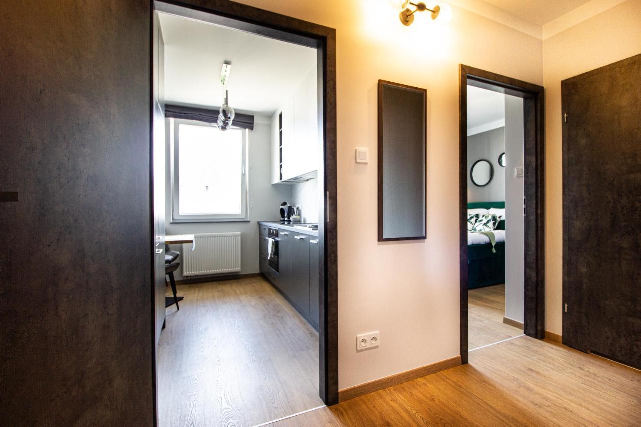Patio Praga Metro Apartment Warszawa Eksteriør billede
